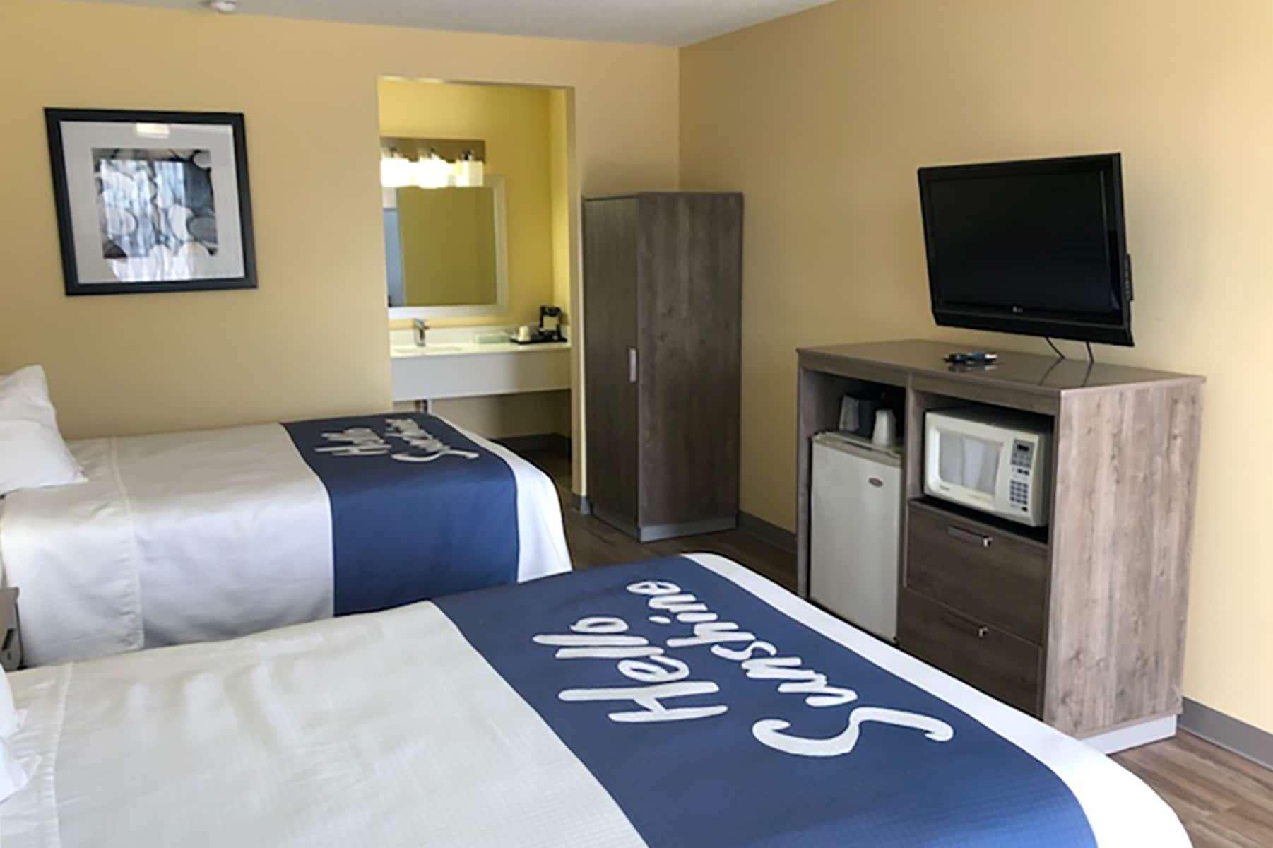 Days Inn By Wyndham Cape Carteret Near Emerald Isle Zewnętrze zdjęcie