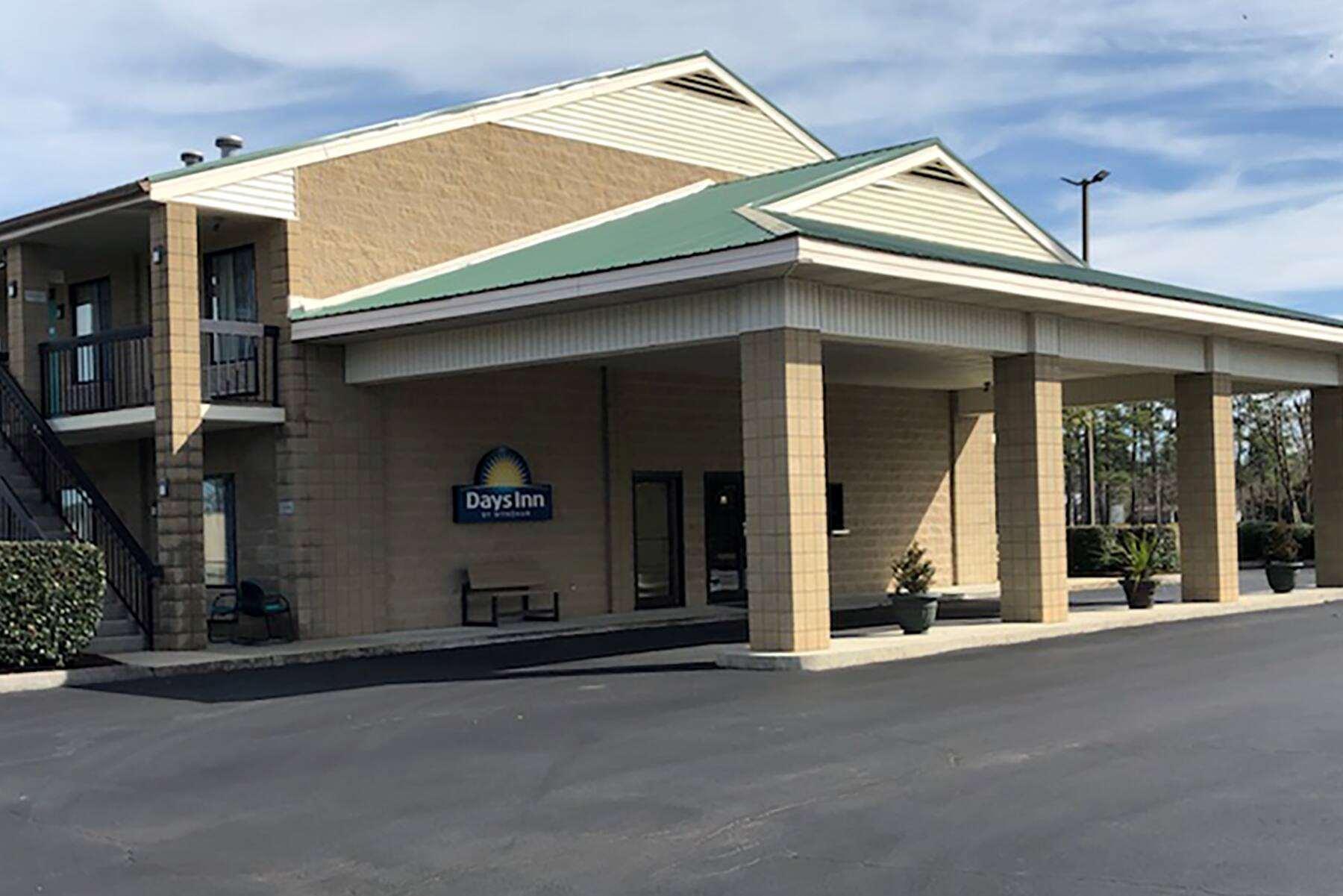 Days Inn By Wyndham Cape Carteret Near Emerald Isle Zewnętrze zdjęcie